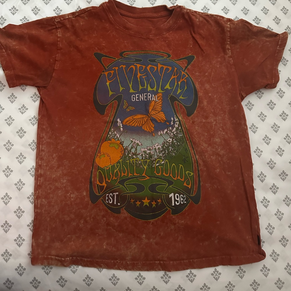red 5-Star general graphic t-shirt